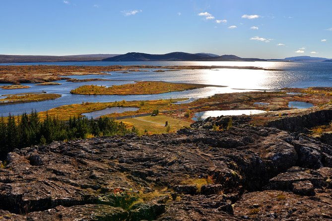 golden-circle-and-secret-lagoon-small-group-tour-from-reykjavik