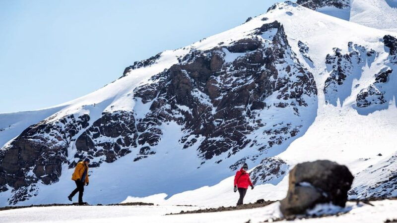 golden-circle-bus-tour-glacier-by-sleipnir-monster-truck