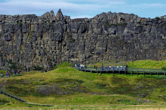 golden-circle-day-trip-with-fridheimar-greenhouse-visit-from-reykjavik