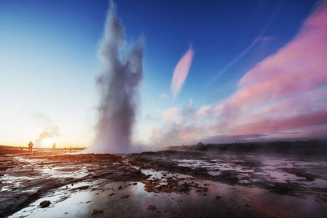 golden-circle-day-trip-with-fridheimar-greenhouse-visit-from-reykjavik