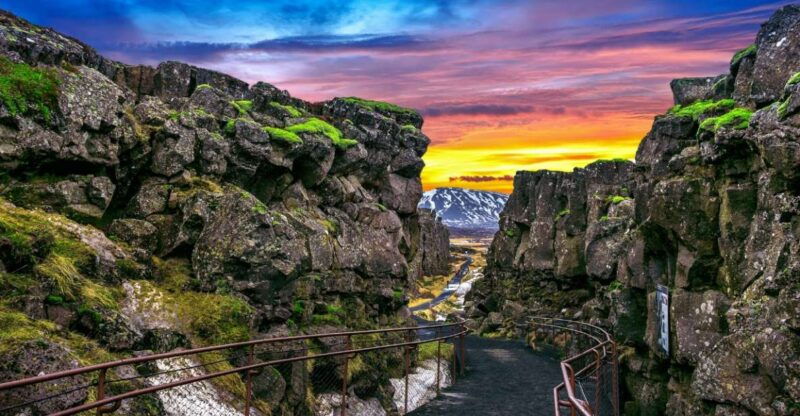 golden-circle-private-day-tour-optional-blue-lagoon-trip
