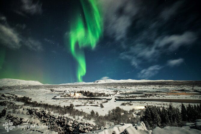 golden-circle-secret-lagoon-and-northern-lights-tour