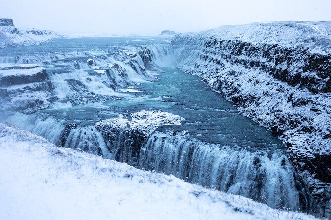 golden-circle-secret-lagoon-and-northern-lights-tour