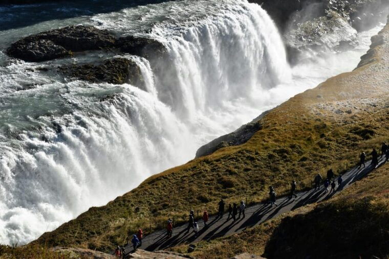 golden-circle-secret-lagoon-fridheimar-private-tour