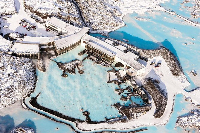 golden-circle-volcano-crater-and-blue-lagoon-small-group-tour