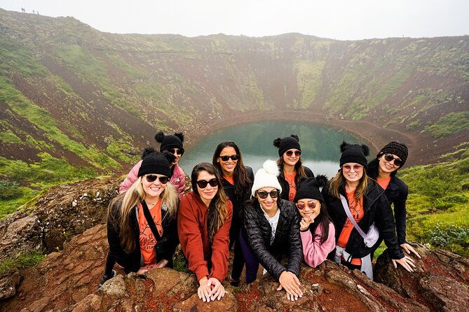 golden-circle-with-tomato-farm-lunch-secret-lagoon-bathing