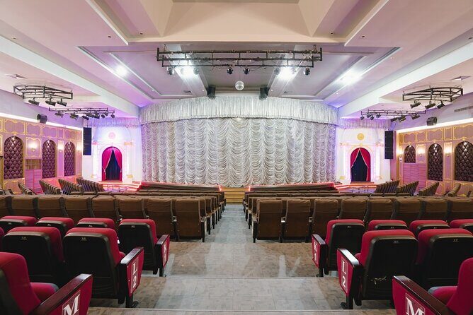 Golden Dome Cabaret Bangkok Top Entertainment Show - Analyzing the Value and Experience