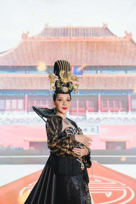 Golden Dome Show Experience: Elegant Performance in Bangkok - What to Expect During the Show