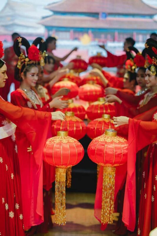 Golden Dome Show Experience: Elegant Performance in Bangkok - Who Will Love This Experience?