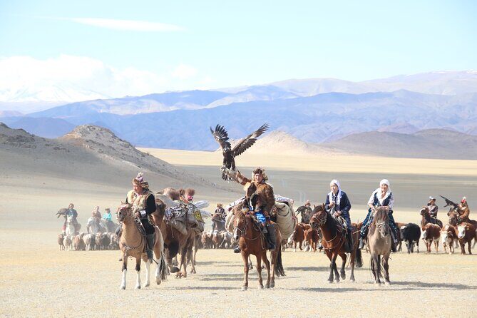 Golden Eagle Festival 4 Days Cultural Tour in Mongolia - Transportation and Group Size