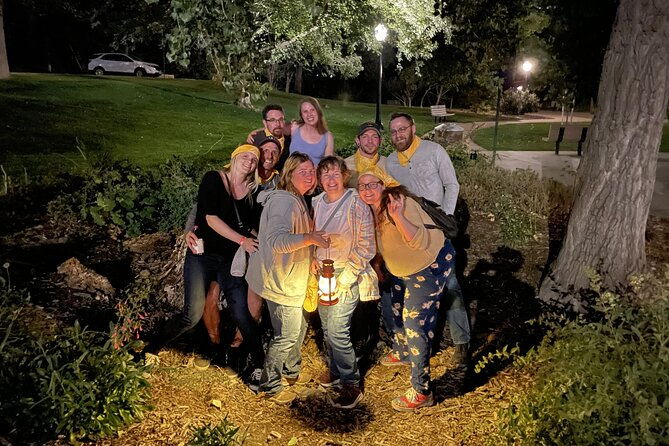 golden-ghosts-spirits-haunted-pub-crawl