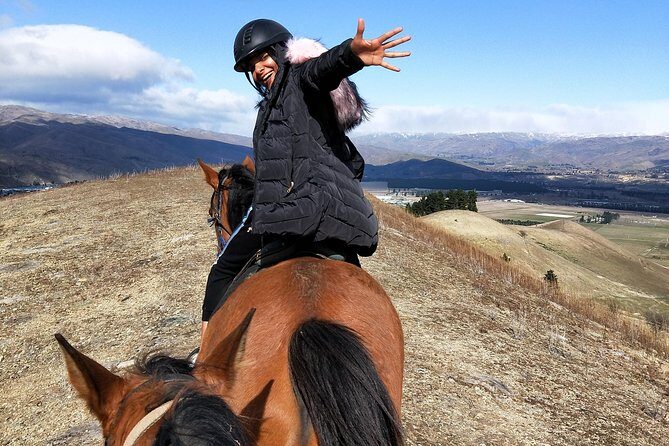 Golden Hills Horse Trek in Central Otago - What You Get and What You Dont