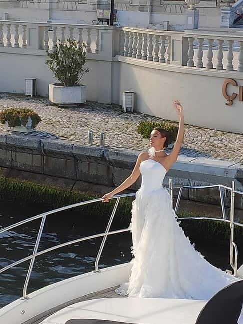 Golden Horn and Bosphorus Sunset Tour Stop at Anatolian Side - What to Expect on the Tour