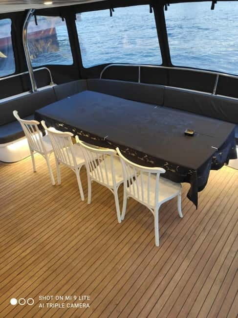 Golden Horn and Bosphorus Sunset Tour Stop at Anatolian Side - Visualize Your Experience