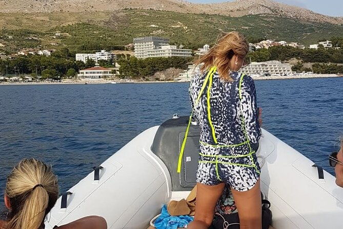 golden-horn-hvar-and-pakleni-islands-full-day-private-boat-tour