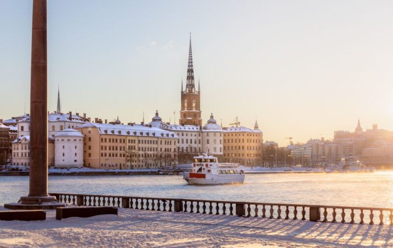 golden-hour-photo-walk-in-the-heart-of-stockholm-2