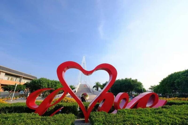 Golden Light and Gentle Breeze: A Day along Tamsuis Coast - FAQ