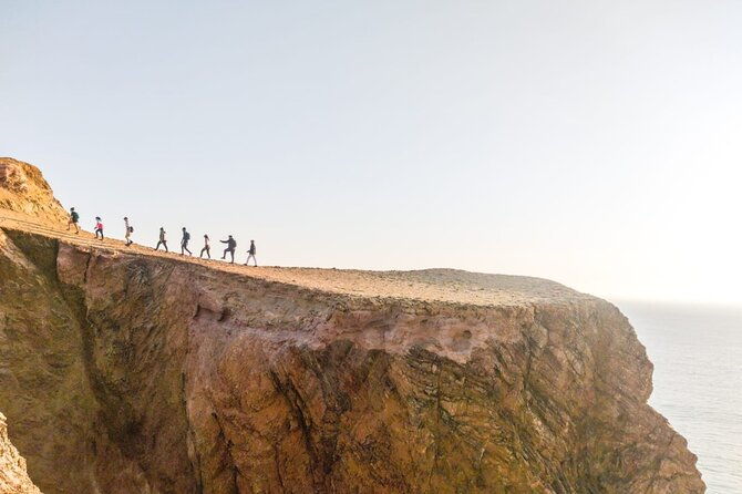 golden-shadows-expedition-trekking-paracas-national-reserve