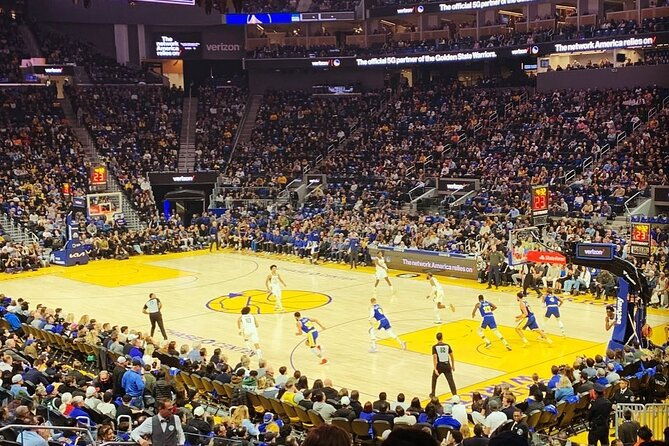 golden-state-warriors-basketball-game-at-chase-center