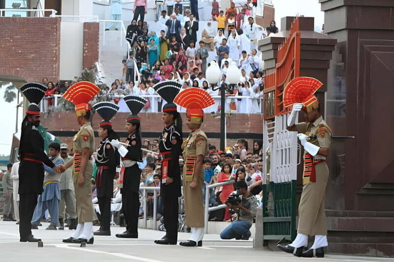 Golden Temple and Wagah Border Private Tour with Lunch - Practical Details and Comfort
