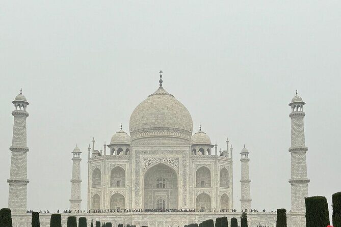 Golden Triangle Luxury Tour by Private Charter (B-200 or C-90) - An Inside Look at the Tour Experience