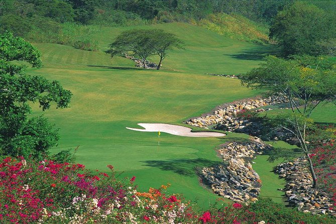 golf-day-at-the-best-golf-course-in-colombia-private-tour-8hrs