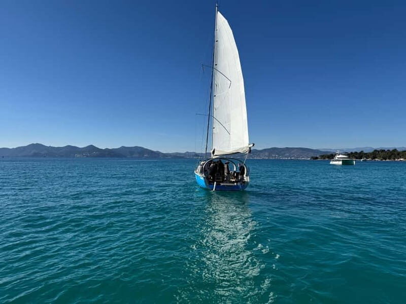 Golf-Juan: Sailing day tour with Snorkeling at the island - FAQ