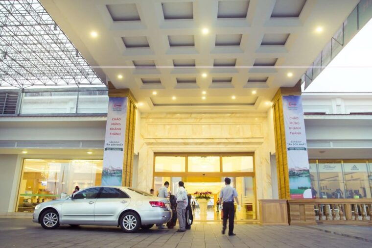 golf-tour-in-saigon-tan-son-nhat-golf-resort