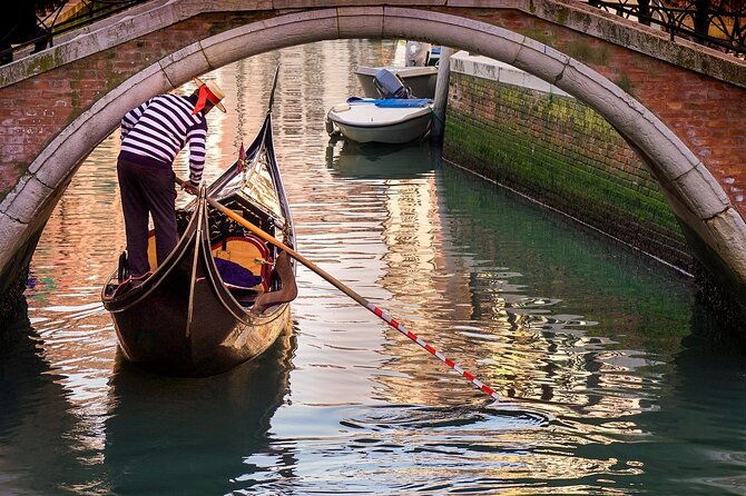 gondola-ride-and-st-marks-basilica