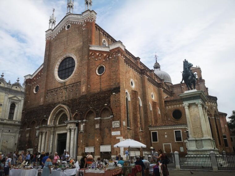 gondola-ride-venice-walking-tour