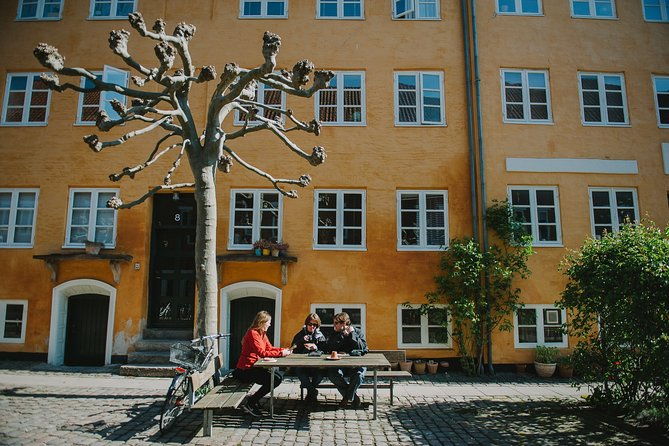 good-morning-copenhagen-feel-the-danish-hygge-happiness