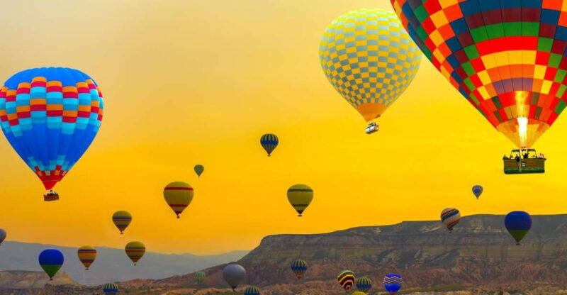 goreme-sunrise-hot-air-balloon-flight-over-cappadocia