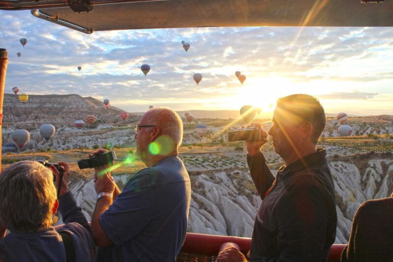 goreme-sunrise-hot-air-balloon-flight-over-cappadocia