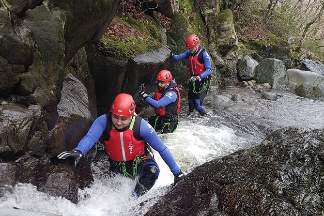 gorge-scrambling-in-snowdonia