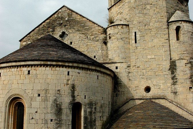 gorgeous-medieval-girona-private-day-trip-with-transportation