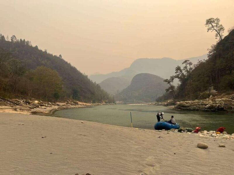 gorkha-honey-hunting-experience-in-larpak