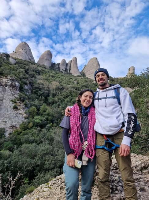 Gorros de Montserrat: climb and enjoy the magical mountain from its peaks. - Exploring Montserrat’s Peaks: An Adventure for Active Travelers