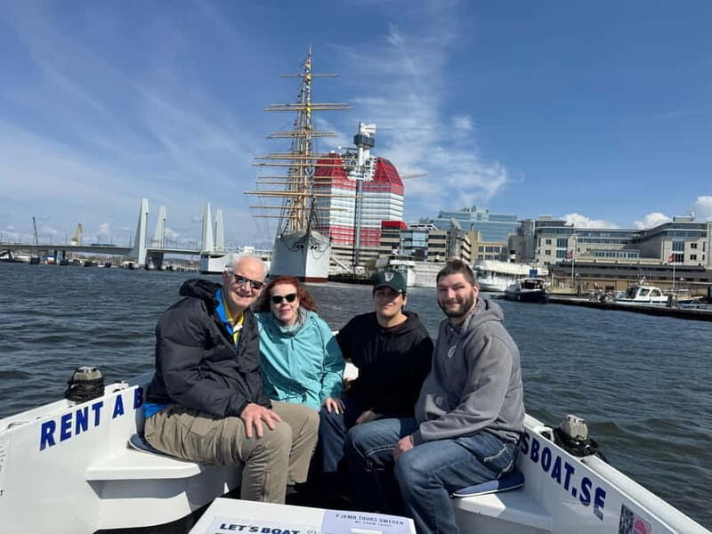 Gothenburg: Private Göta Älv Boat Tour with Pickup - The Experience in Detail