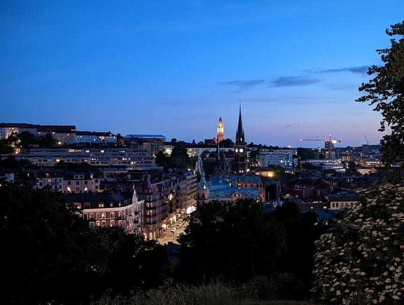 Gothenburg: Walking Tour Like a Local! - Feskekörka: The Fish Church