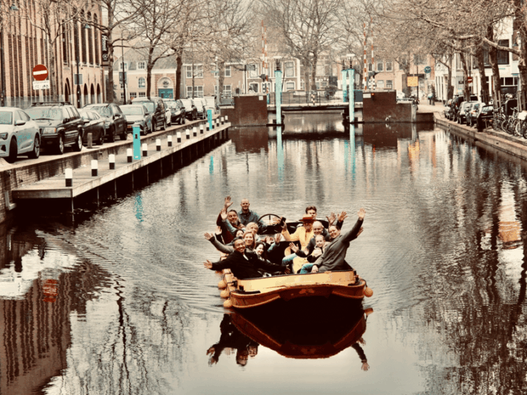 gouda-open-boat-city-canal-cruise