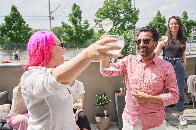 gourmet-brunch-with-chef-unlimited-drinks-stunning-river-views