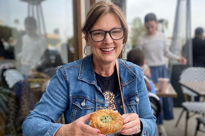 gourmet-la-venice-beach-walking-food-tour-with-delicious-dish