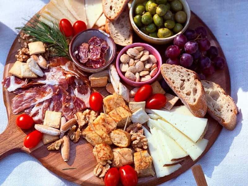Gourmet Spanish Tapas Picnic in Retiro Park (Private) - Practical Details and Value