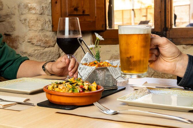 gourmet-tapas-and-wine-tour-in-alcudia-old-town