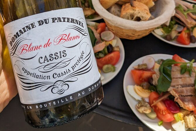 gourmet-walking-tour-with-lunch-and-wine-pairing