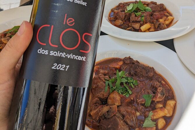 gourmet-walking-tour-with-lunch-and-wine-pairing