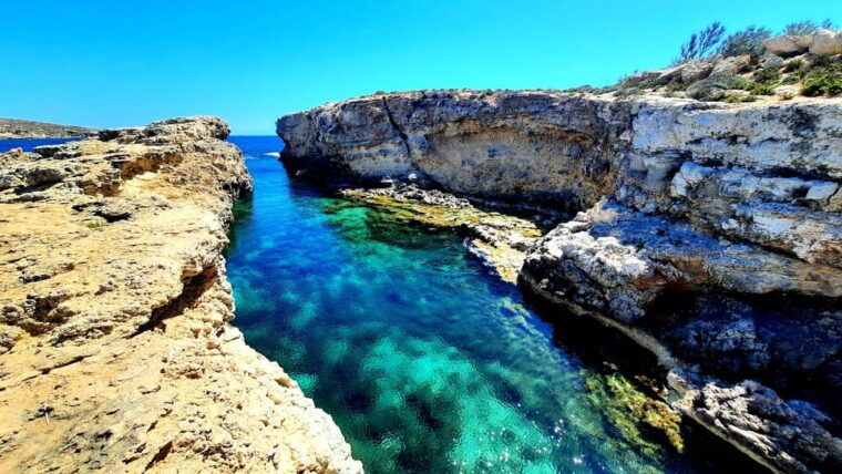 gozo-unveiled-guided-hiking-in-comino-island