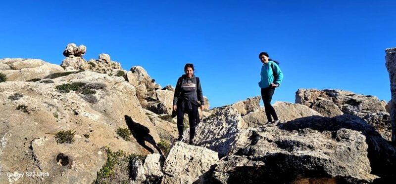 gozo-unveiled-guided-hiking-tour-with-bouldering