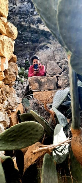 gozo-unveiled-guided-hiking-tour-with-bouldering