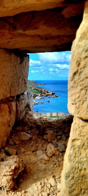 gozo-unveiled-guided-hiking-tour-with-bouldering